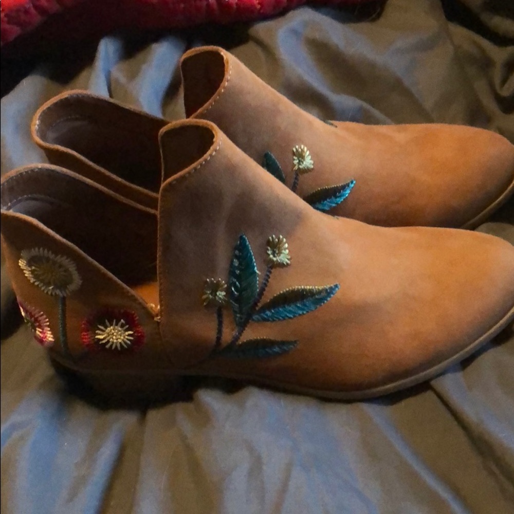 Short boot